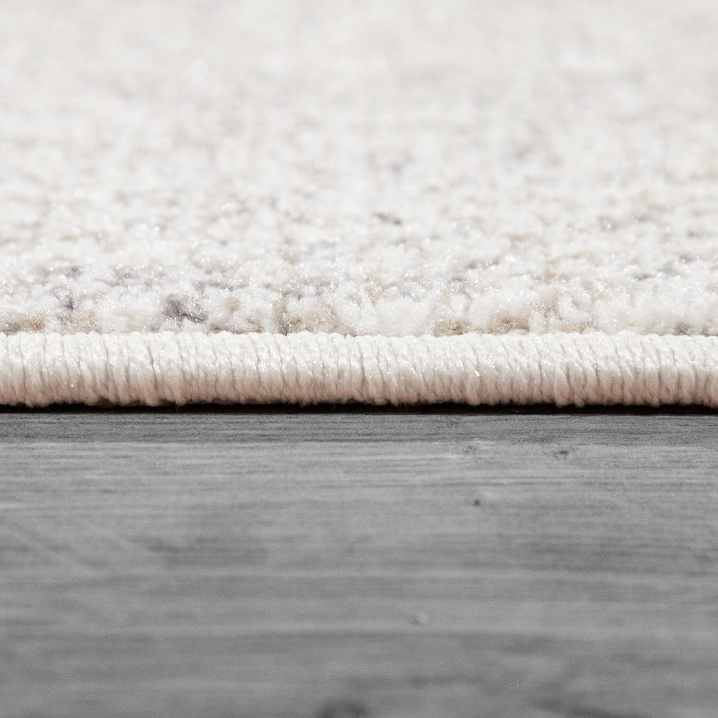 Durable Beige Indoor Rug with Jute Backing