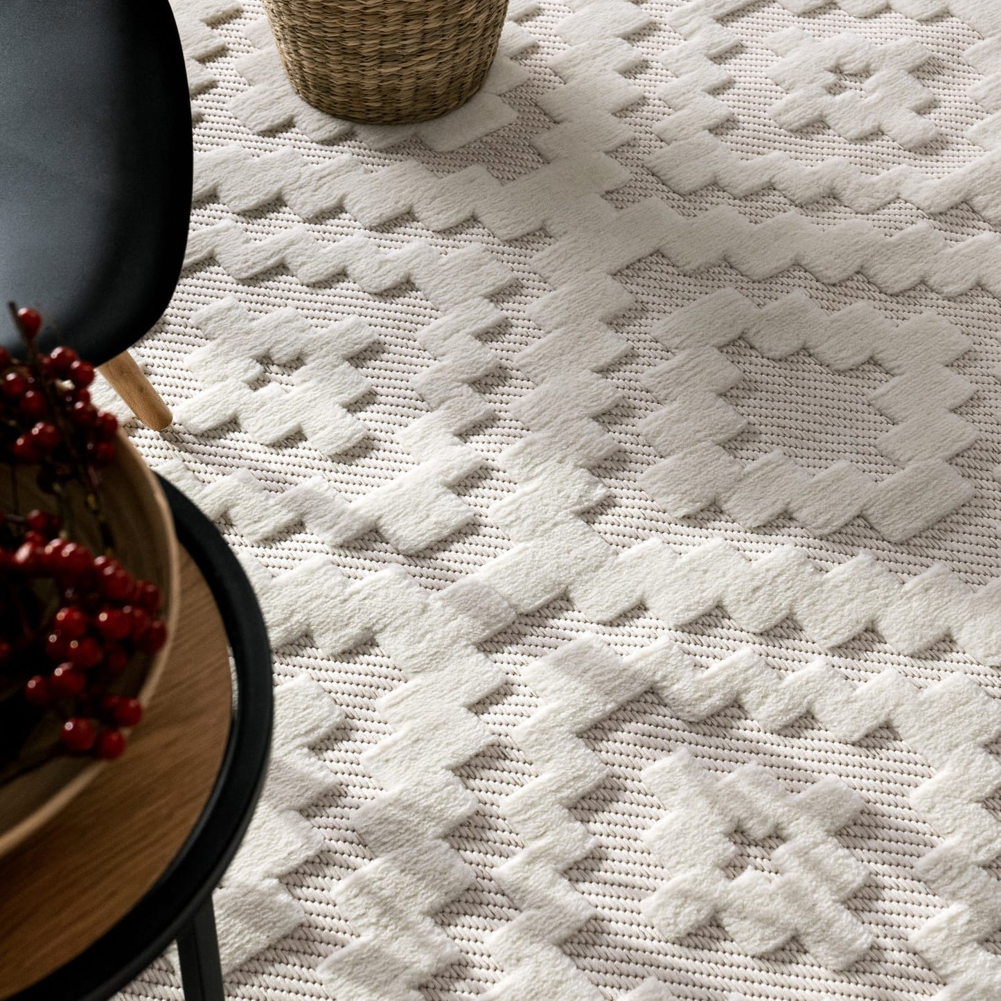 Cream Outdoor Rug with Soft Pile and Heating Safe