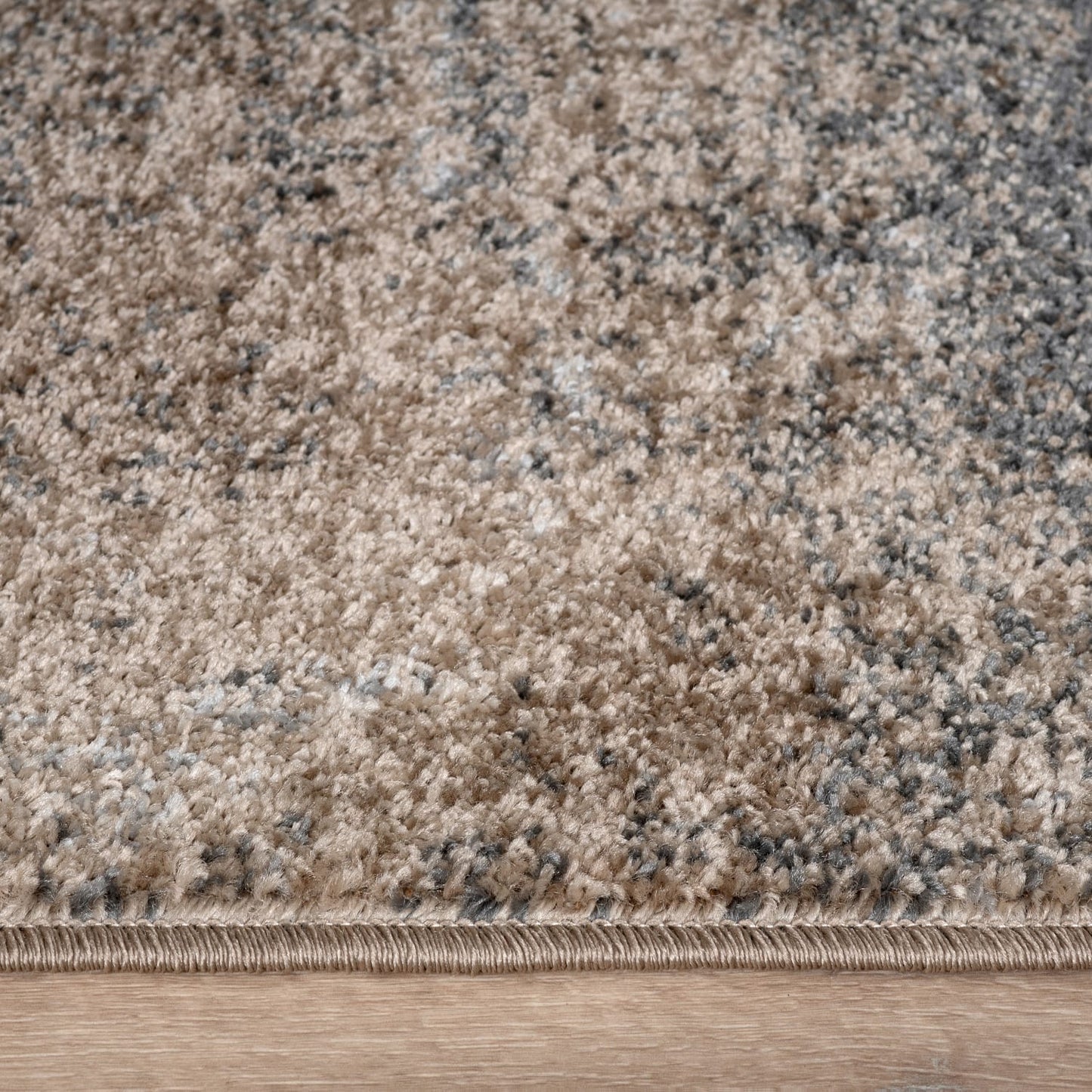 Vibrant Multicolor Indoor Jute-Backed Polypropylene Rug