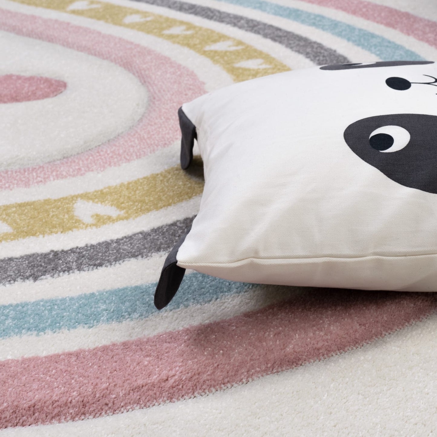 Elegant Pink Indoor Rug with Natural Jute Backing