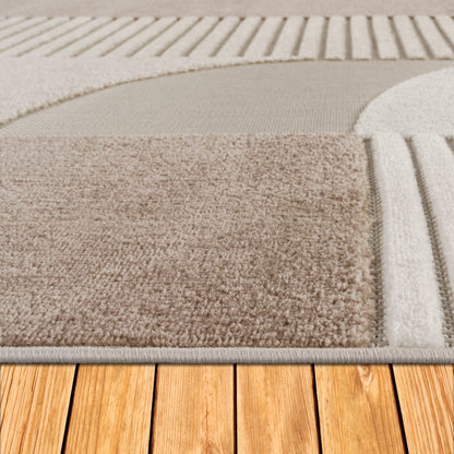 Elegant Beige Rug for Indoor and Outdoor Spaces