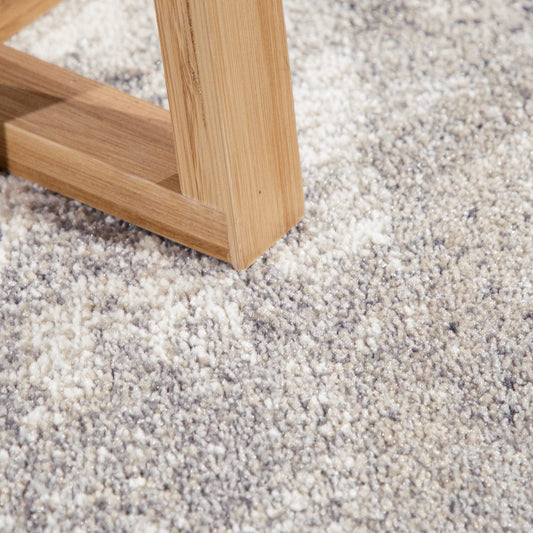 Durable Beige Indoor Rug with Jute Backing