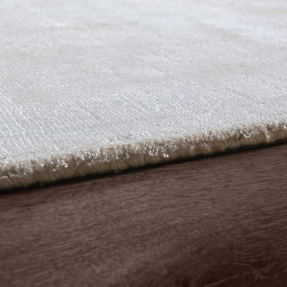 Cream Viscose Rug with Cotton Backing and Soft 8mm Texture
