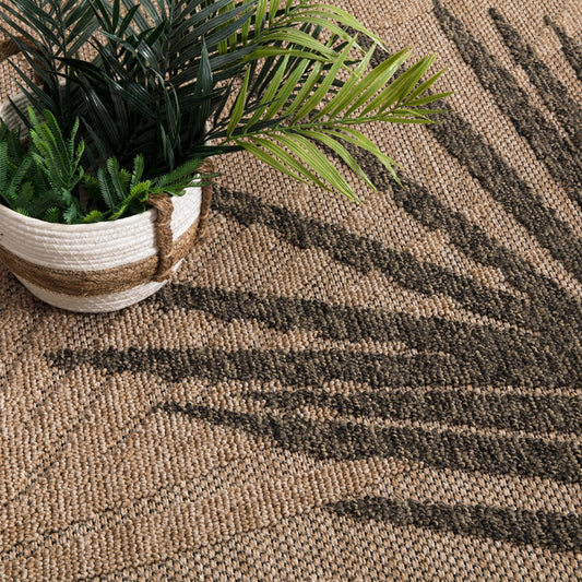 Beige Indoor Outdoor Rug with Durable Polypropylene Pile