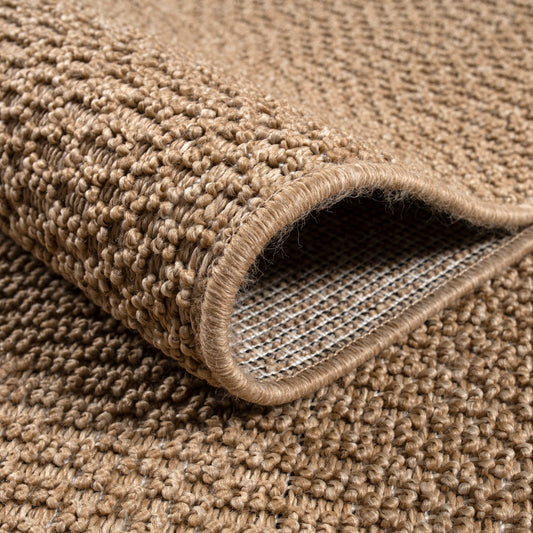 Durable Beige Outdoor Rug with Soft 7mm Pile